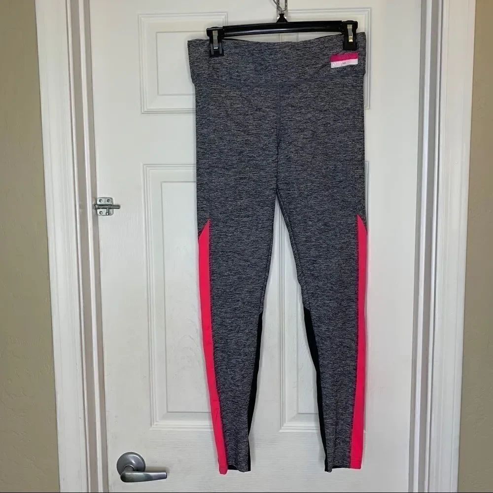 PINK Ultimate Yoga Leggings Gray Size Small